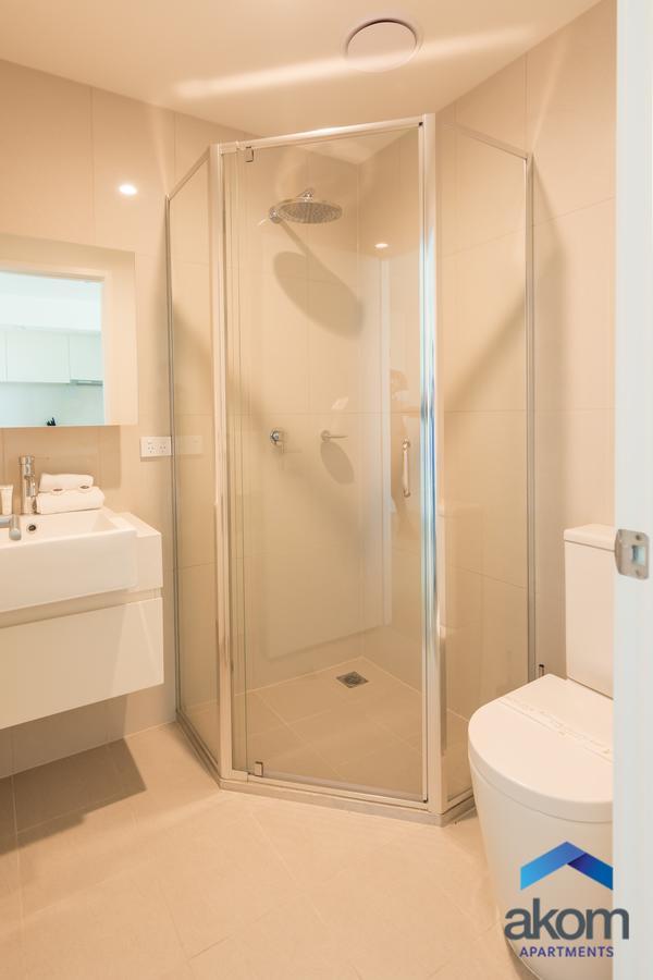 Akom Melbourne Aparthotel Екстериор снимка